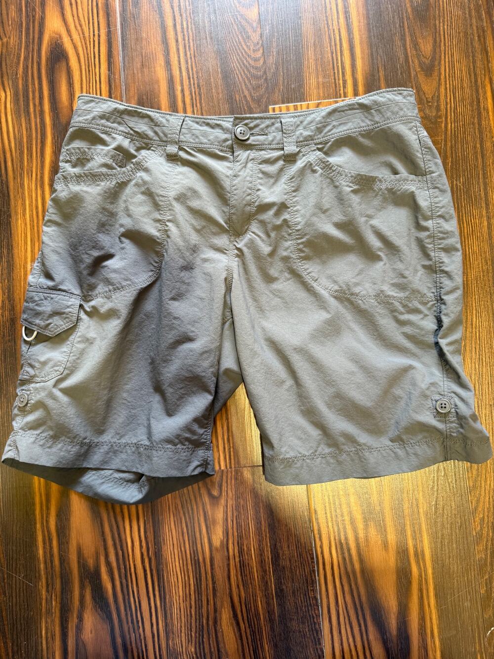 Mountain Hardware Women’s Miranda Cargo Shorts Size 10